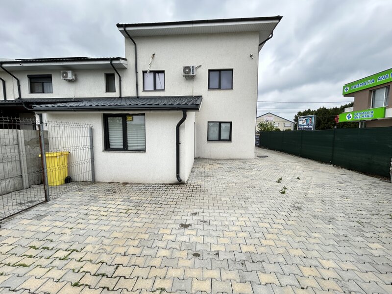 Corbeanca, spatiu comercial P+1+M